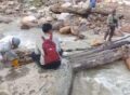 Jembatan Menuju Perkebenan Kopi Aih Selah Pantan Cuaca Hanyut Diterjang Banjir, Pemda Diminta Bangun Jembatan Darurat