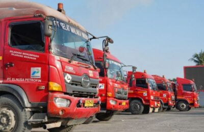 Mobil tangki BBM Pertamina